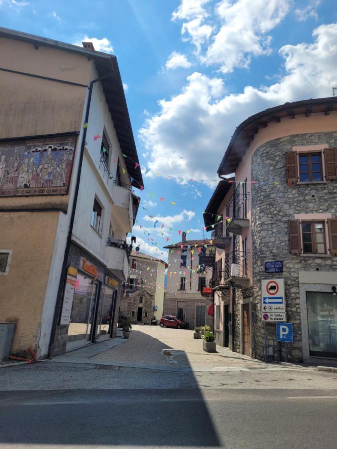 Apartament Casa Gianna Castiglione dʼIntelvi Zewnętrze zdjęcie