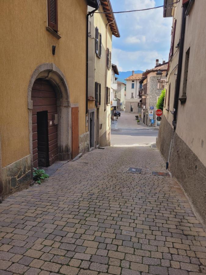 Apartament Casa Gianna Castiglione dʼIntelvi Zewnętrze zdjęcie