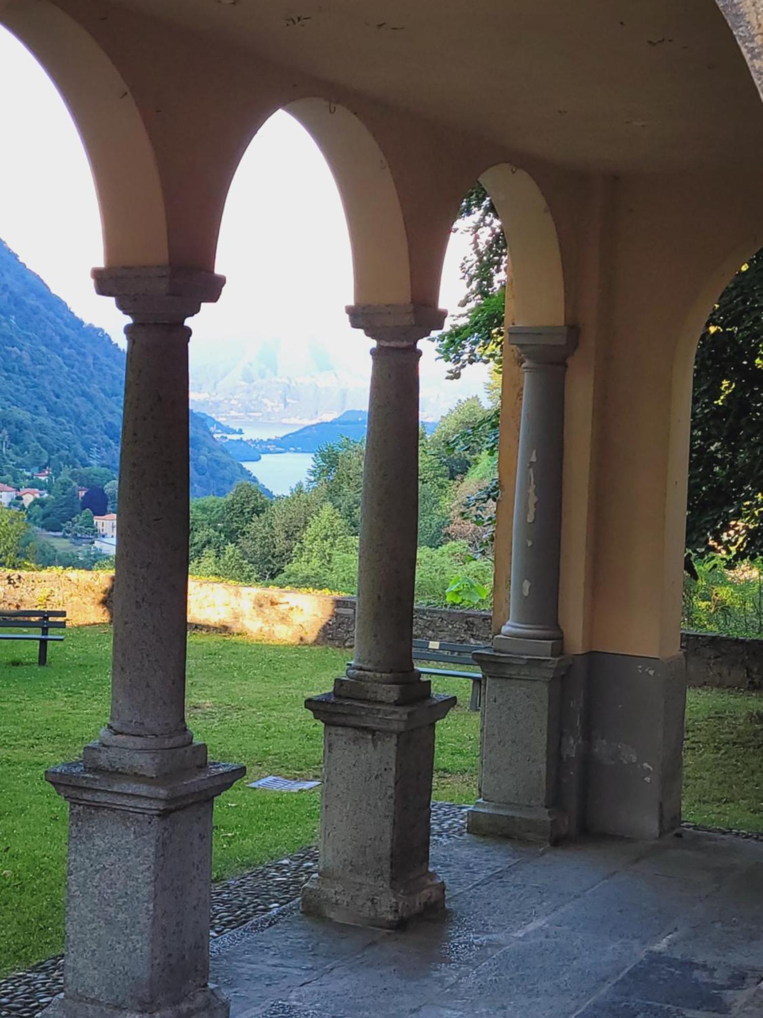 Apartament Casa Gianna Castiglione dʼIntelvi Zewnętrze zdjęcie